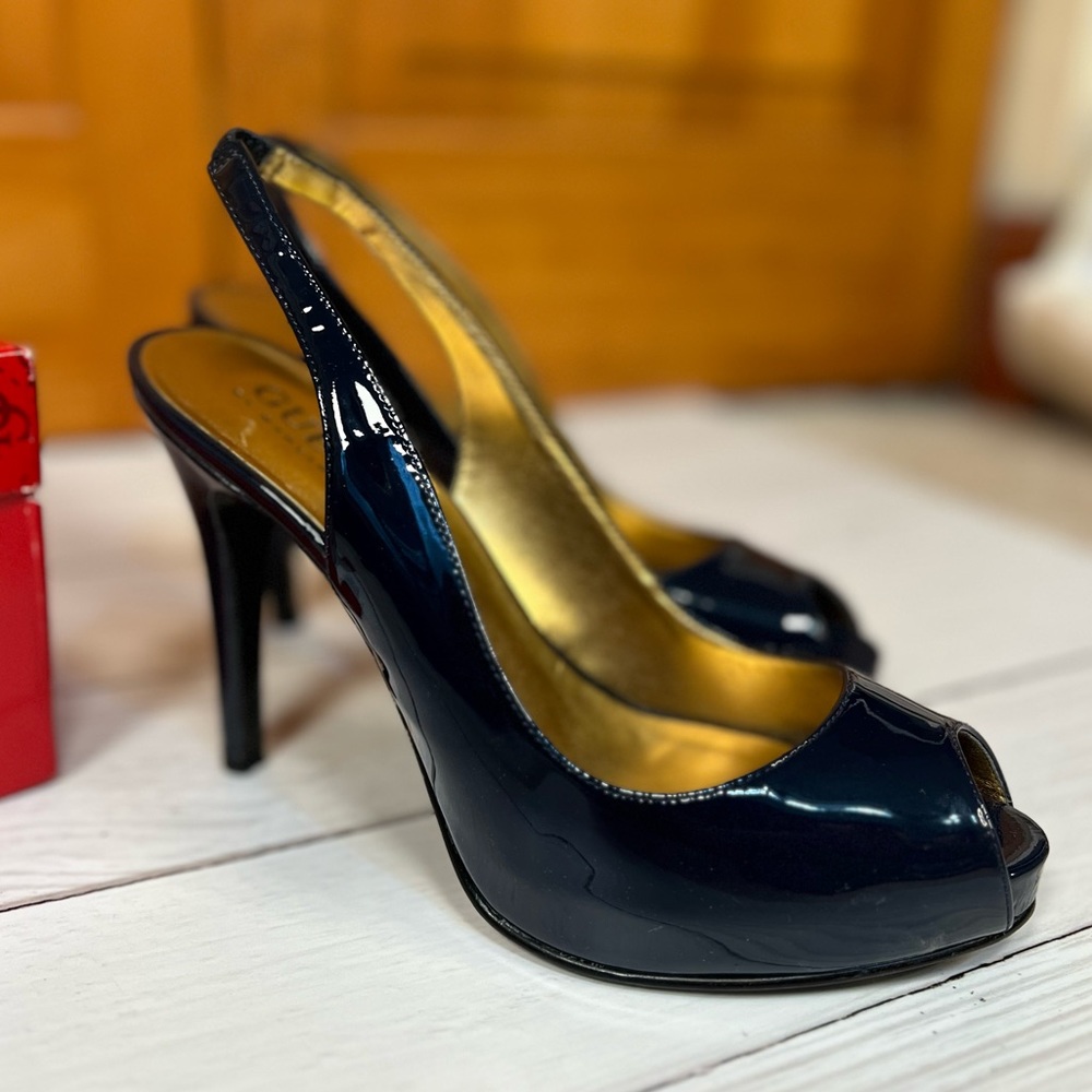 Guess navy blue high heel